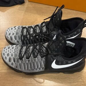 Nike KD9 new without box . Never worn